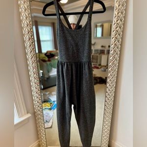 Large charcoal gray Imbodhi jumper